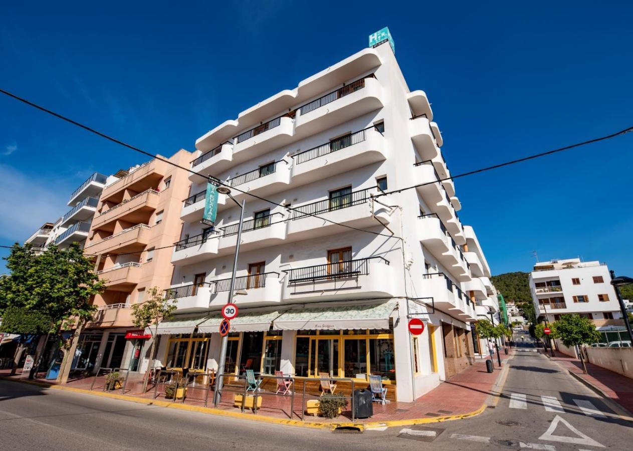 Hostal Y Apartamentos Santa Eulalia Santa Eulària des Riu Εξωτερικό φωτογραφία