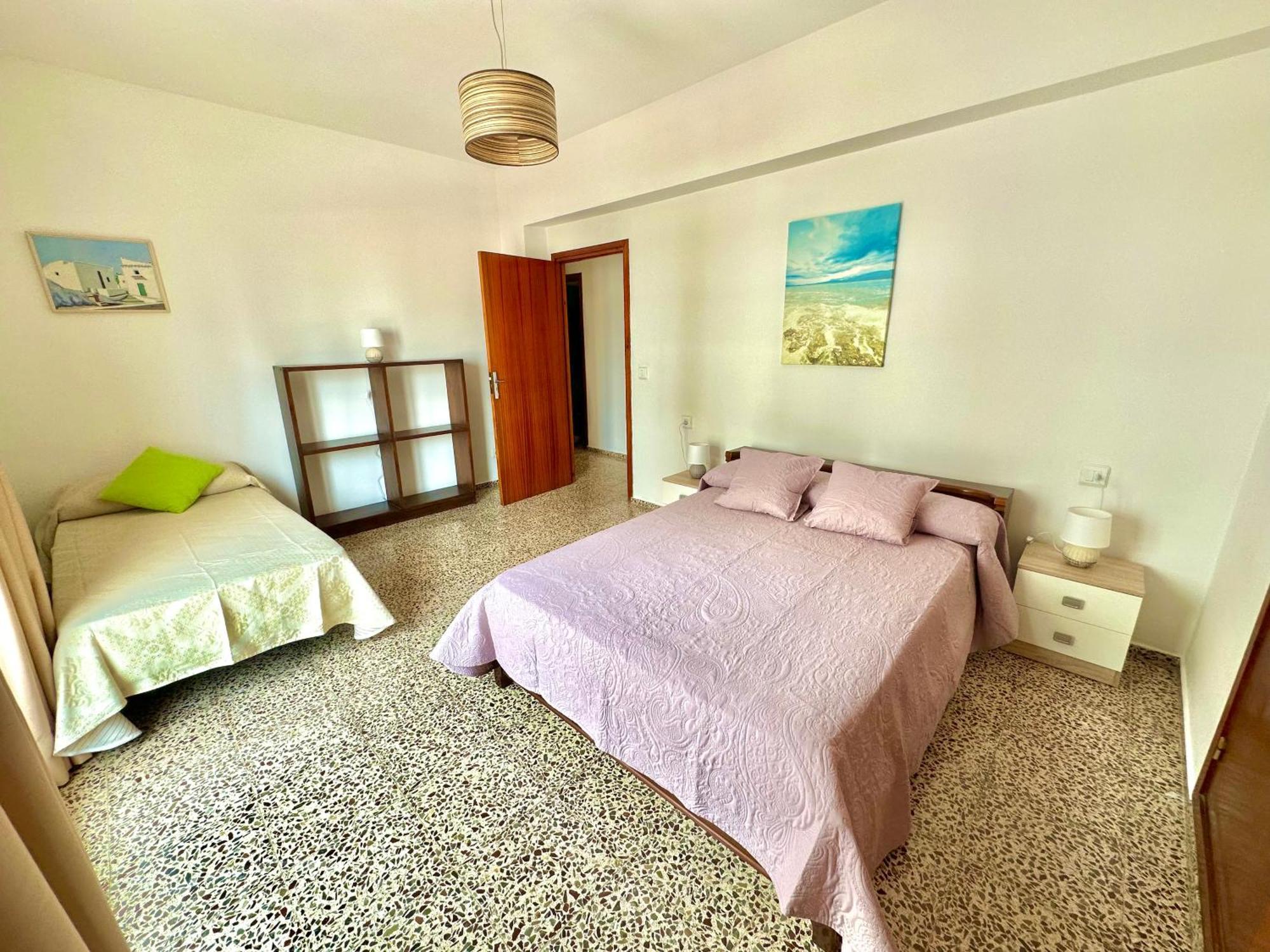 Hostal Y Apartamentos Santa Eulalia Santa Eulària des Riu Εξωτερικό φωτογραφία